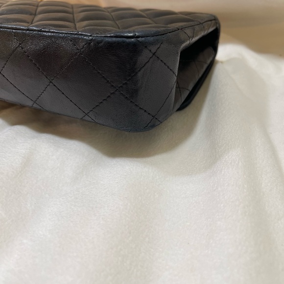 ❌SOLD❌💯Authentic Chanel East West Flap Bag - Picture 6 of 13